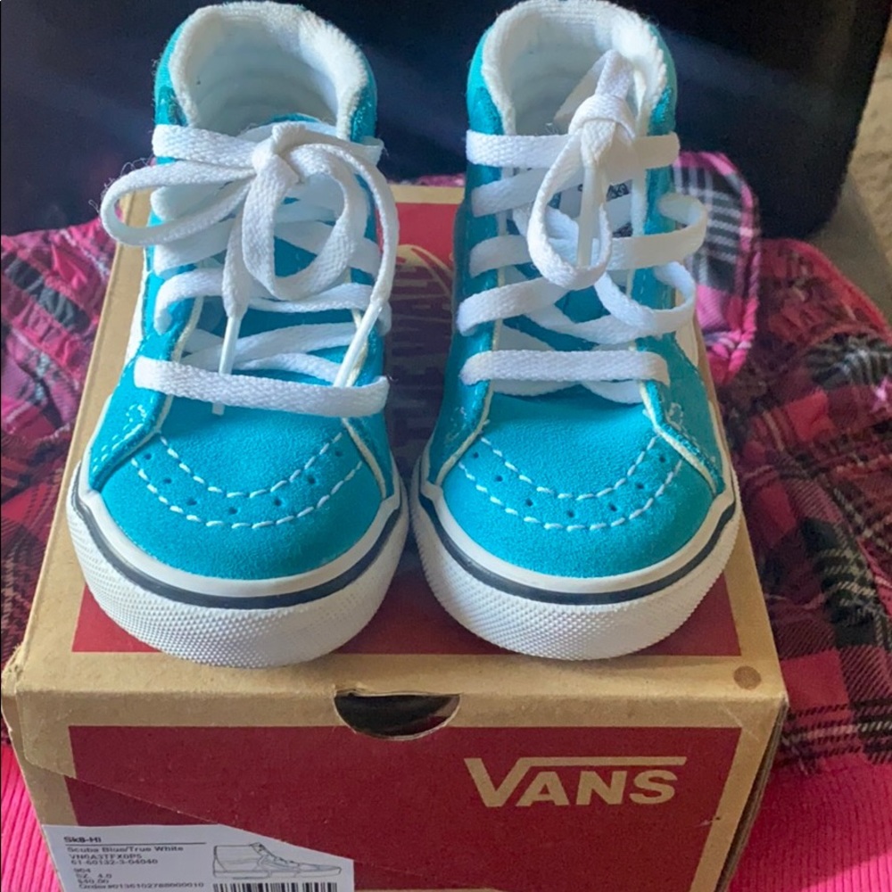 Sk8-Hi Scuba Blue/ True White Vans